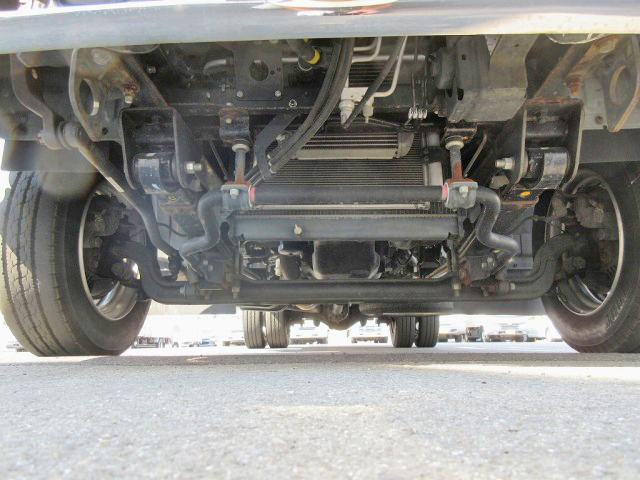 トヨタトヨエースパネルバン小型（2t・3t）[写真23]