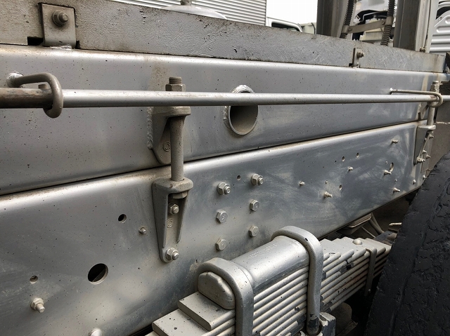 日野プロフィアダンプ大型（10t）[写真16]