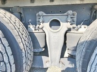 いすゞギガアルミウイング大型（10t）[写真14]