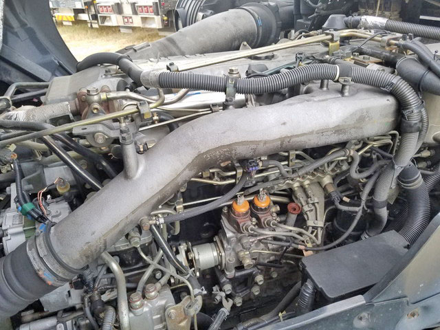 いすゞギガアルミウイング大型（10t）[写真23]