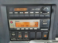 いすゞギガアルミウイング大型（10t）[写真38]