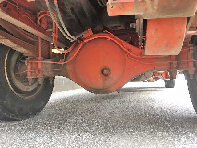 いすゞフォワードコンテナ専用車中型（4t）[写真09]