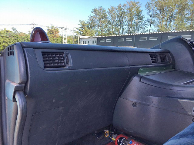 UDトラックスビッグサムクレーン3段大型（10t）[写真28]