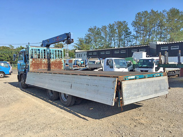 UDトラックスビッグサムクレーン3段大型（10t）[写真08]