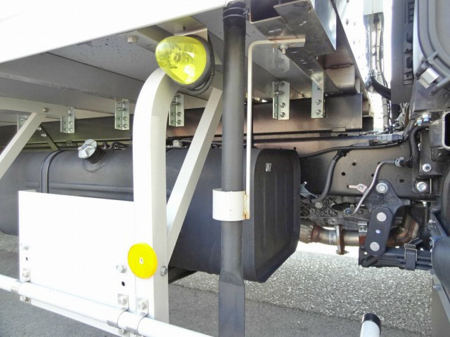 日野デュトロ冷凍車（冷蔵車）小型（2t・3t）[写真19]