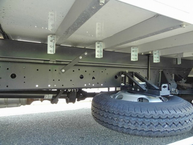 日野デュトロ冷凍車（冷蔵車）小型（2t・3t）[写真23]