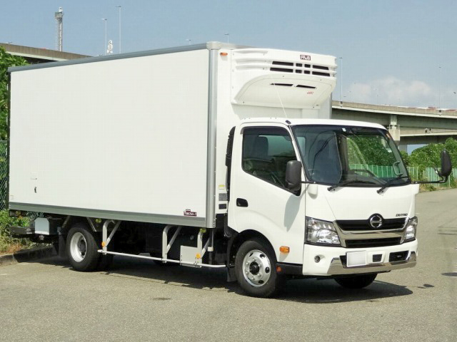 日野デュトロ冷凍車（冷蔵車）小型（2t・3t）[写真03]