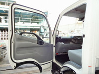 日野デュトロ冷凍車（冷蔵車）小型（2t・3t）[写真31]