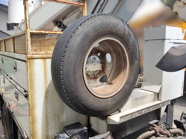 いすゞエルフ高所作業車小型（2t・3t）[写真16]