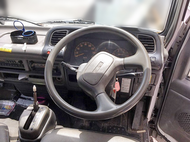 いすゞエルフ高所作業車小型（2t・3t）[写真26]