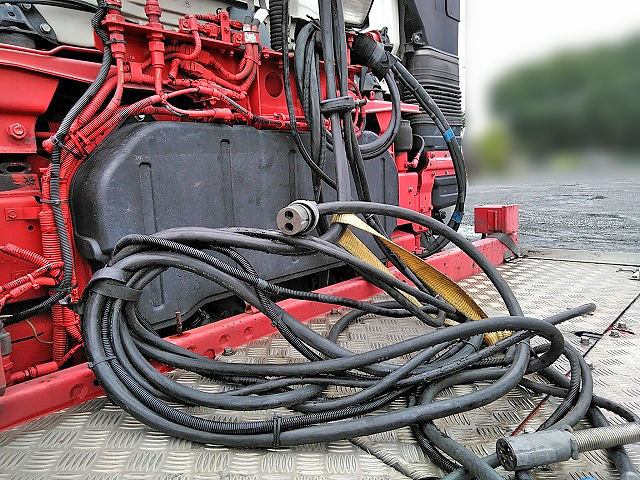 三菱ふそうスーパーグレートトレーラーヘッド（トラクターヘッド）大型（10t）[写真12]