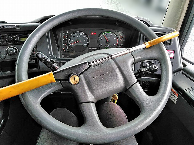 三菱ふそうスーパーグレートトレーラーヘッド（トラクターヘッド）大型（10t）[写真28]