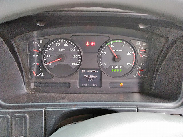 三菱ふそうスーパーグレートトレーラーヘッド（トラクターヘッド）大型（10t）[写真29]