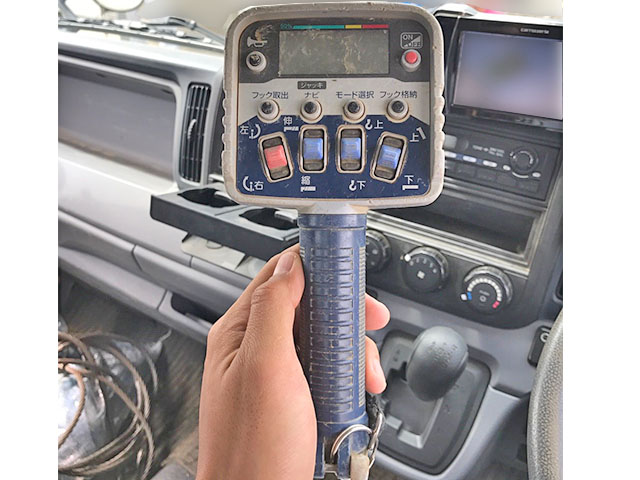 三菱ふそうキャンタークレーン4段小型（2t・3t）[写真15]