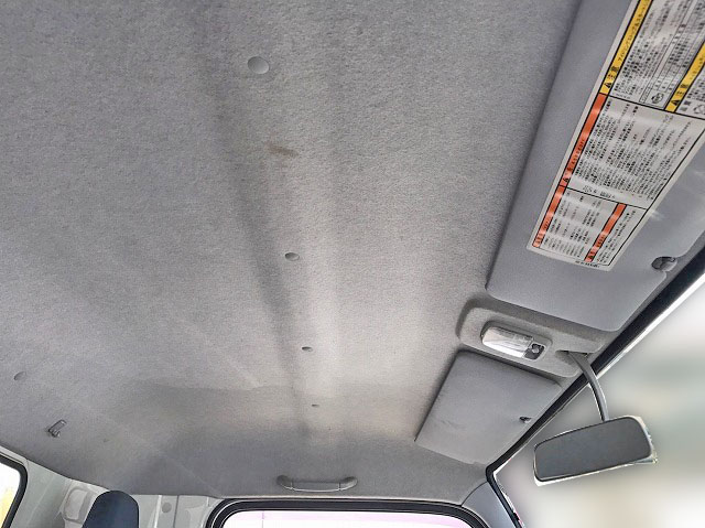 三菱ふそうキャンタークレーン4段小型（2t・3t）[写真21]