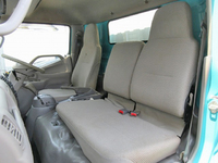 トヨタトヨエース幌ウイング小型（2t・3t）[写真25]