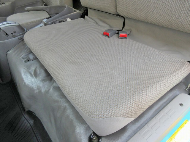 トヨタトヨエース幌ウイング小型（2t・3t）[写真26]