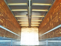 三菱ふそうファイターアルミウイング中型（4t）[写真13]