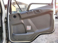 三菱ふそうファイターアルミウイング中型（4t）[写真29]