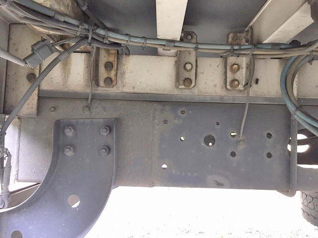 三菱ふそうファイターアルミウイング中型（4t）[写真10]