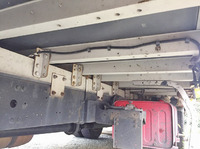 三菱ふそうファイターアルミウイング中型（4t）[写真13]