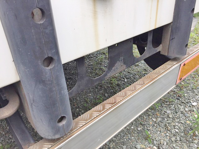 三菱ふそうファイターアルミウイング中型（4t）[写真16]