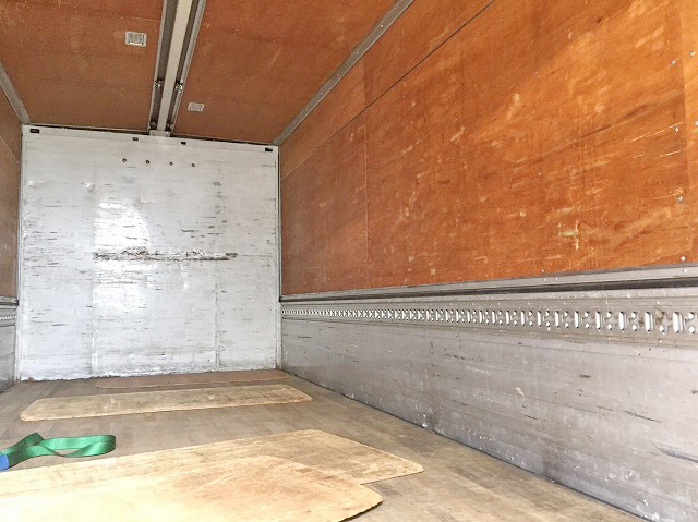 三菱ふそうファイターアルミウイング中型（4t）[写真06]