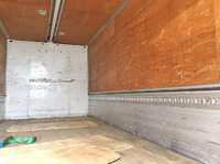 三菱ふそうファイターアルミウイング中型（4t）[写真06]