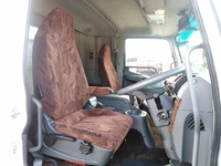 三菱ふそうファイター幌ウイング中型（4t）[写真29]