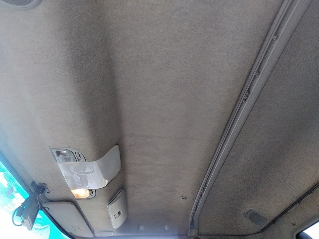 三菱ふそうファイター幌ウイング中型（4t）[写真30]