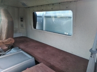 三菱ふそうファイター幌ウイング中型（4t）[写真31]