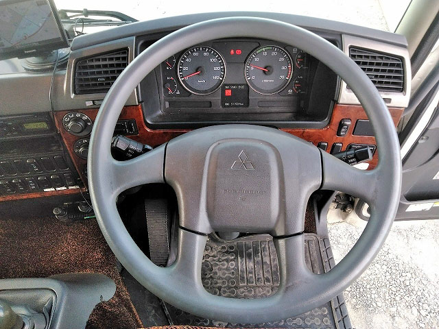 三菱ふそうファイター幌ウイング中型（4t）[写真36]