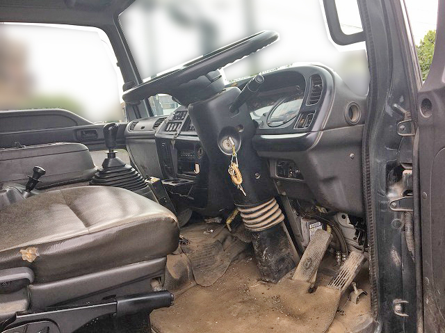 いすゞフォワードダンプ増トン（6t・8t）[写真22]