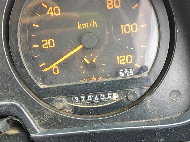 いすゞフォワードダンプ増トン（6t・8t）[写真23]