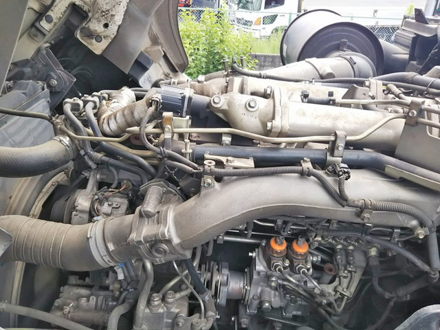 いすゞギガトレーラーヘッド（トラクターヘッド）大型（10t）[写真20]