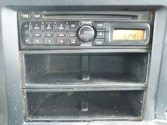 いすゞギガトレーラーヘッド（トラクターヘッド）大型（10t）[写真34]