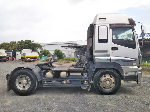 いすゞギガトレーラーヘッド（トラクターヘッド）大型（10t）[写真06]