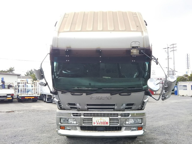 いすゞギガトレーラーヘッド（トラクターヘッド）大型（10t）[写真08]
