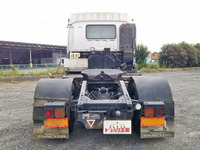 いすゞギガトレーラーヘッド（トラクターヘッド）大型（10t）[写真09]