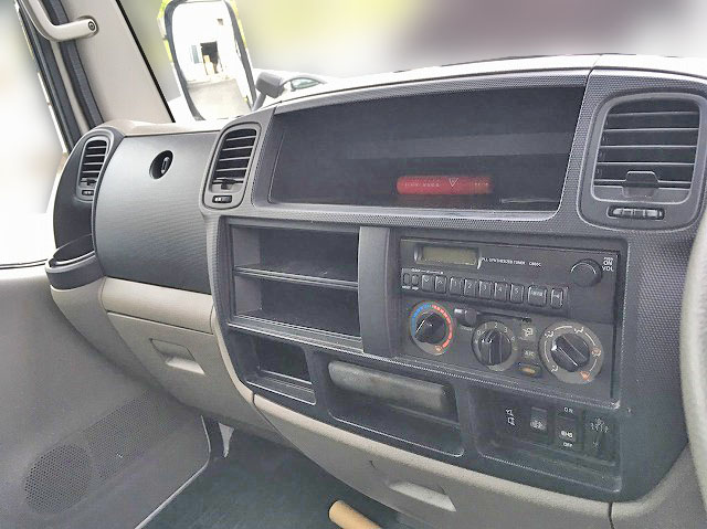 日産アトラスアルミバン小型（2t・3t）[写真23]