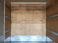 三菱ふそうキャンターアルミバン小型（2t・3t）[写真18]