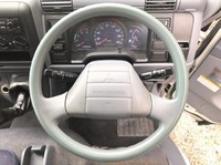 三菱ふそうキャンターアルミバン小型（2t・3t）[写真35]