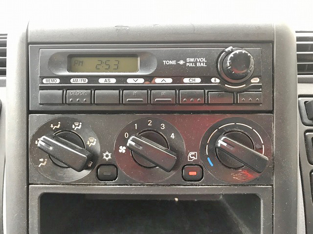 三菱ふそうキャンターアルミバン小型（2t・3t）[写真37]