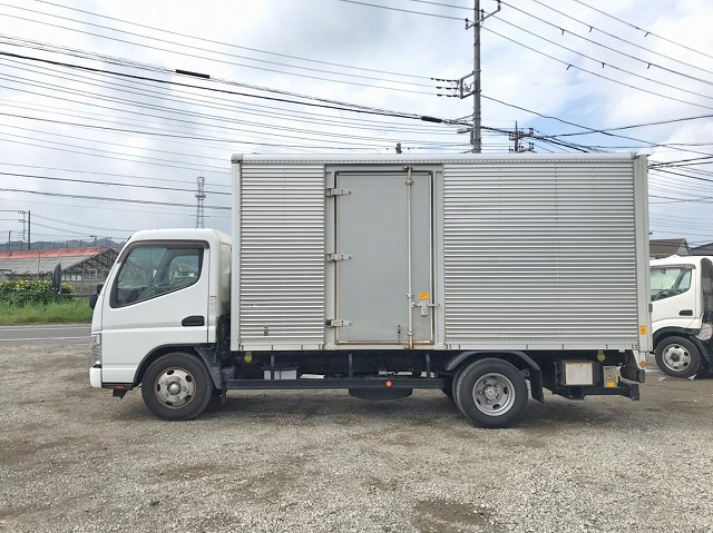 三菱ふそうキャンターアルミバン小型（2t・3t）[写真05]
