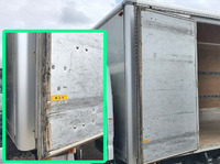 三菱ふそうキャンターアルミバン小型（2t・3t）[写真07]