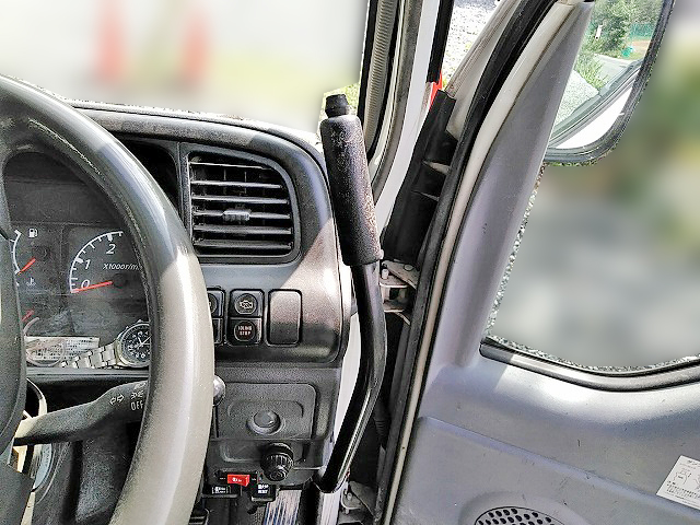 いすゞエルフダンプ小型（2t・3t）[写真28]