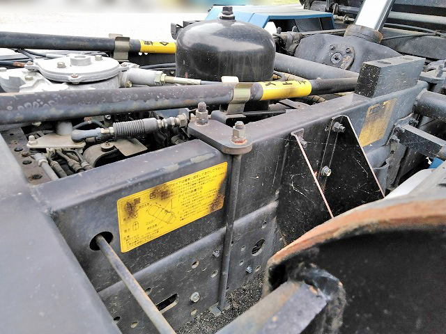 日野デュトロ三転ダンプ小型（2t・3t）[写真13]