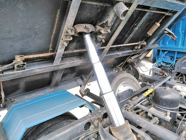 日野デュトロ三転ダンプ小型（2t・3t）[写真15]