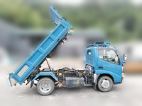 日野デュトロ三転ダンプ小型（2t・3t）[写真08]