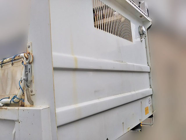 いすゞエルフダンプ小型（2t・3t）[写真13]